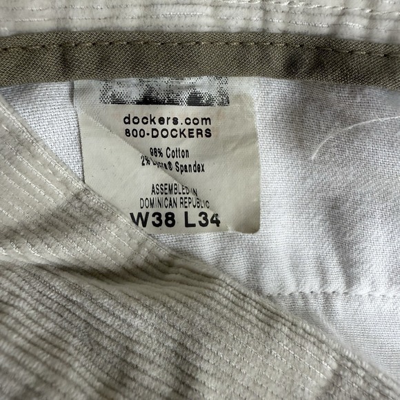 Dockers Pants Mens Measured 38x34 Beige Corduroy Flat Front Relaxed Fit Khaki - Picture 5 of 9